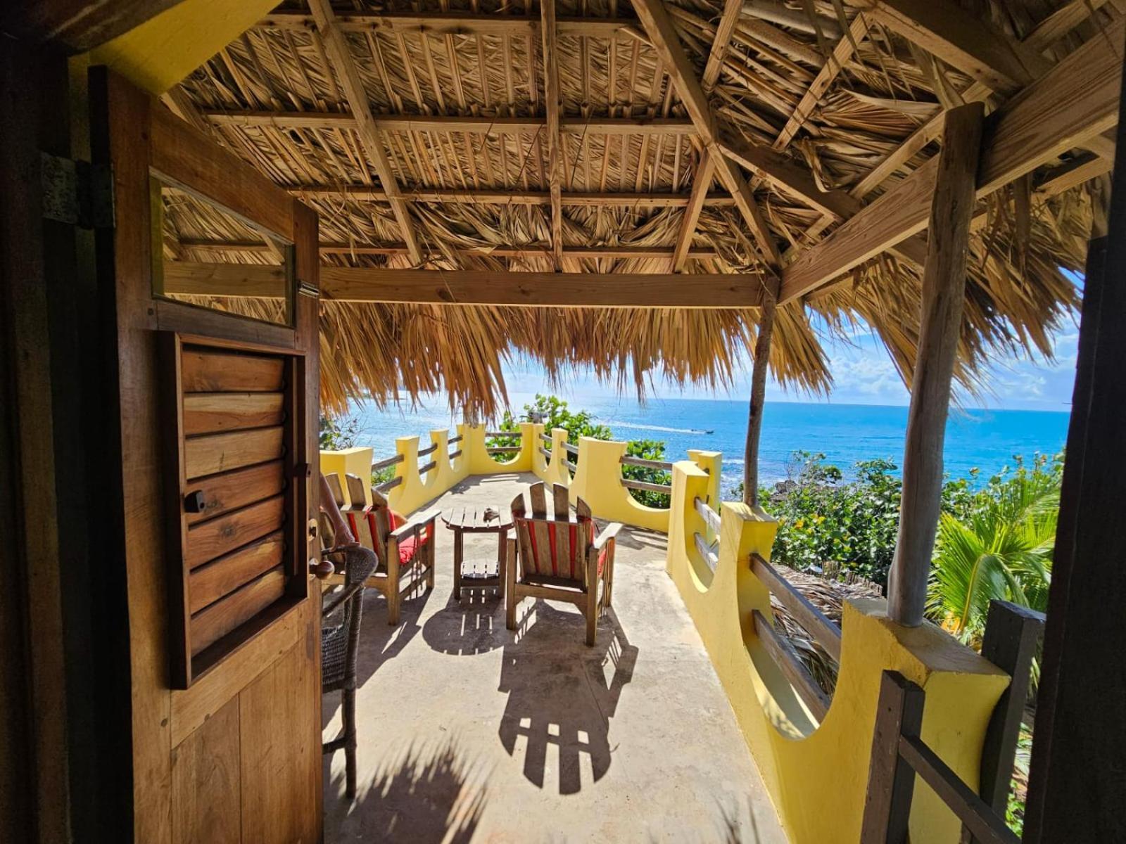 Kudehya Guesthouse Treasure Beach Eksteriør bilde