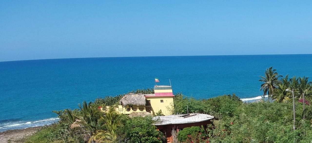 Kudehya Guesthouse Treasure Beach Eksteriør bilde