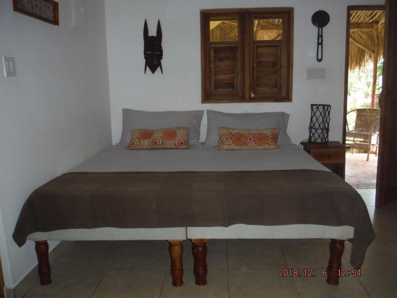 Kudehya Guesthouse Treasure Beach Eksteriør bilde